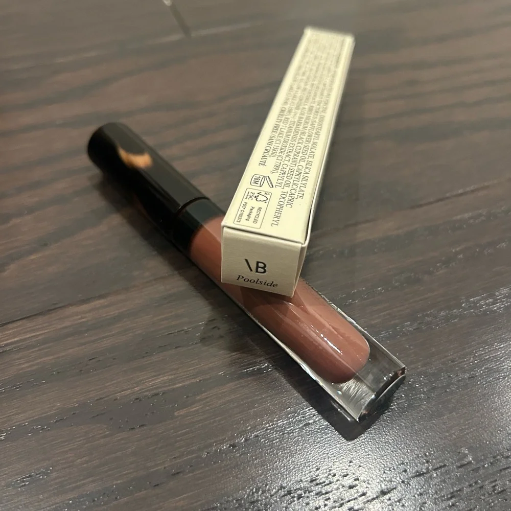 Victoria Beckham Posh Gloss High Shine Lip Gloss Poolside Rosy pink Brown